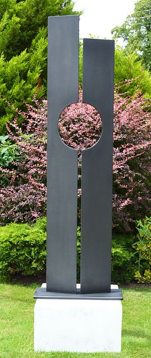 Exploring the Beauty of Garden Sculptures