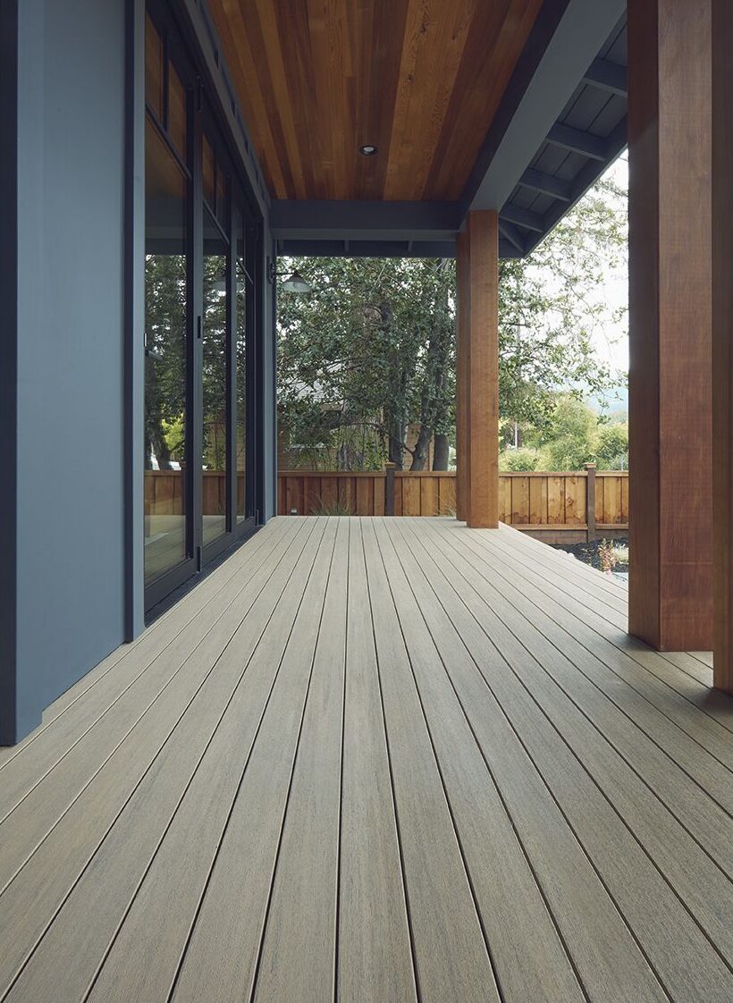 Exploring the Latest Trends in Deck Flooring Options