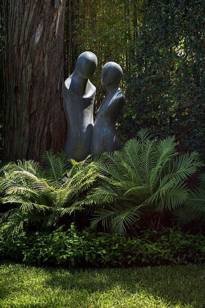 Exploring the Lush World of Garden Sculptures