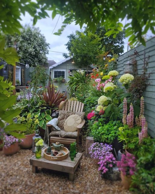 Ideas for Creating a Cozy Garden Nook