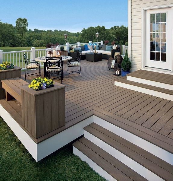 Innovative Ways to Spruce Up Your Backyard Deck