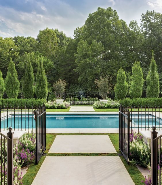 Innovative and Stylish Backyard Pool Designs to Transform Your Outdoor Space