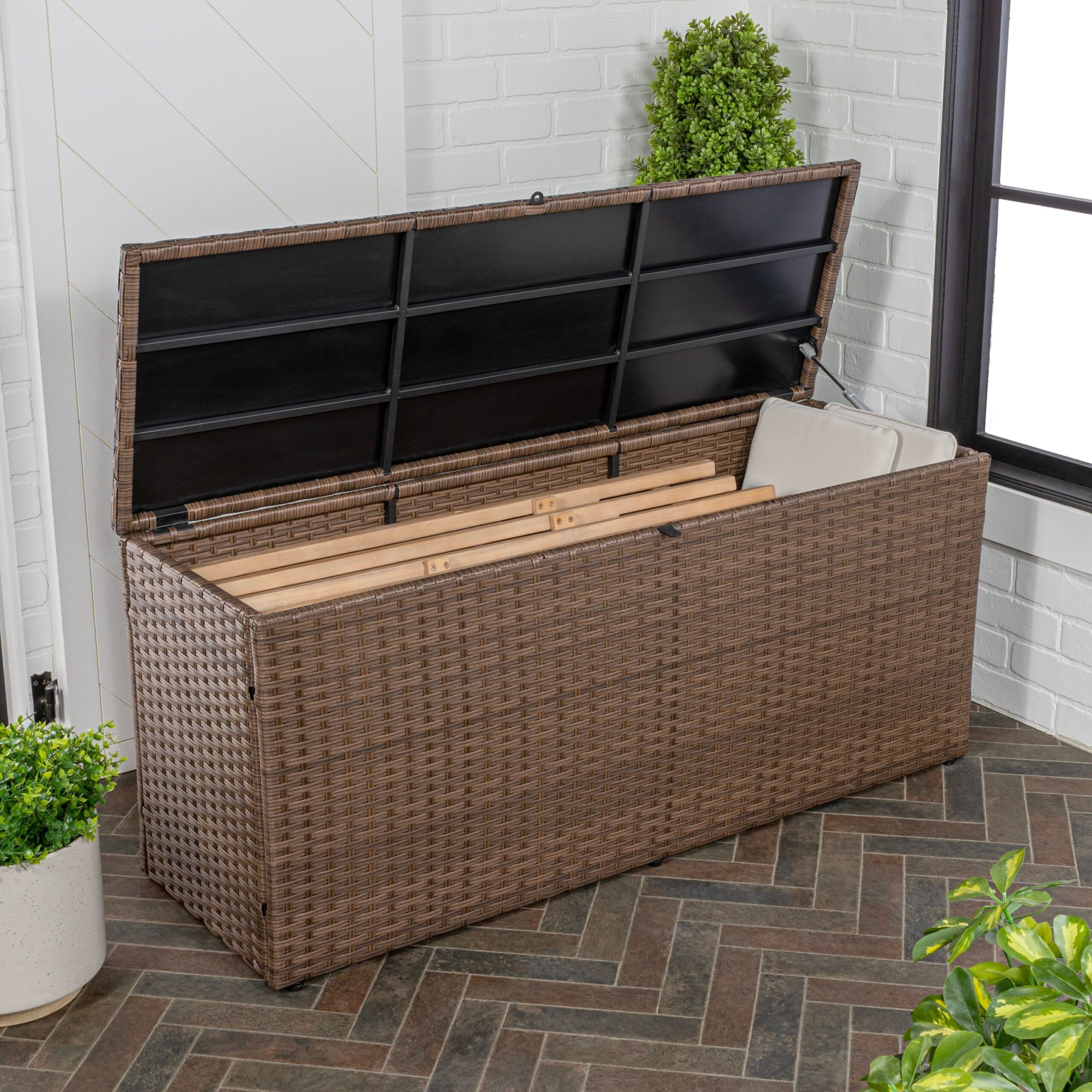 Keep Your Outdoor Space Organized with a Deck Storage Box