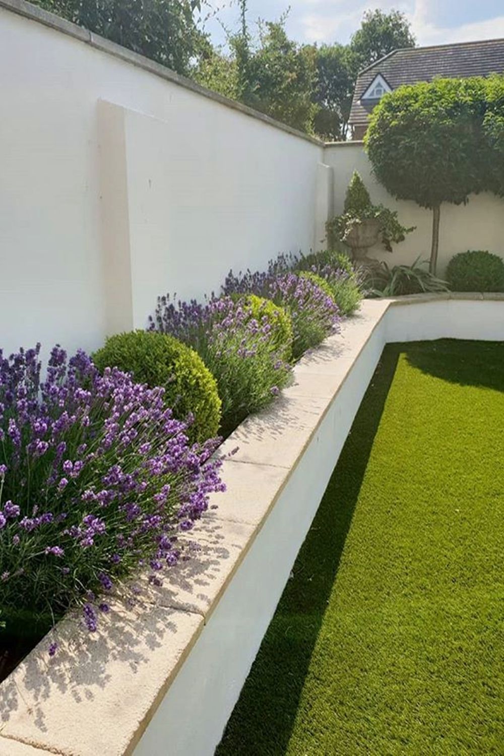 Simplicity and Elegance: Achieving a Minimalist Garden Design
