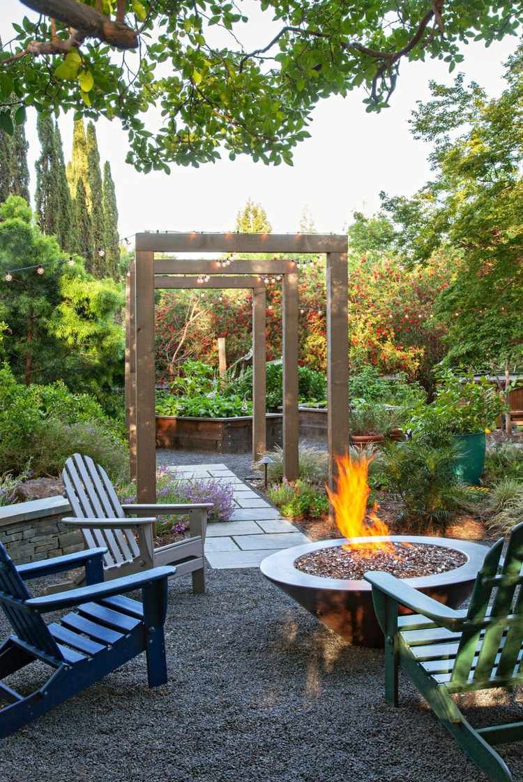 Sprawling Backyard Makeover: Maximizing Space with Gorgeous Landscaping