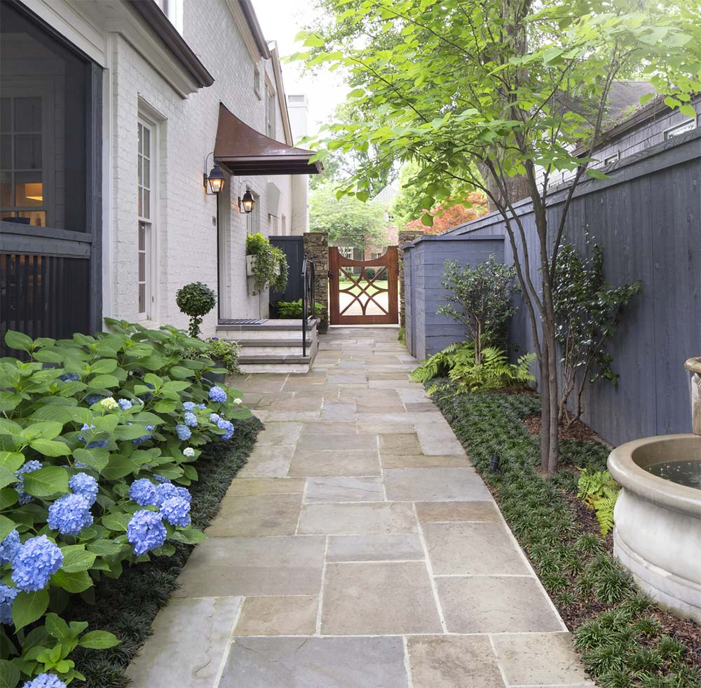 Stunning Side Yard Designs for Your Home