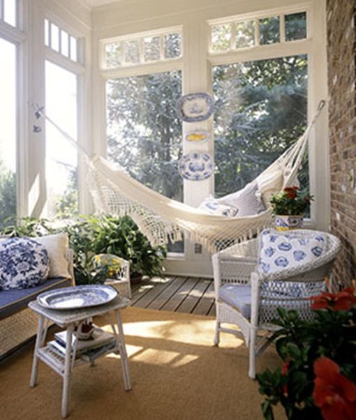 Sun Porch Ideas for a Cozy and Relaxing Retreat