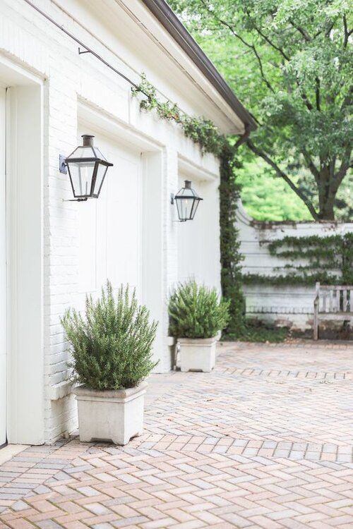 The Art of Crafting Distinctive Driveway Styles