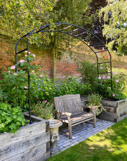 The Art of Creating a Cozy Outdoor Seating Area for Your Garden