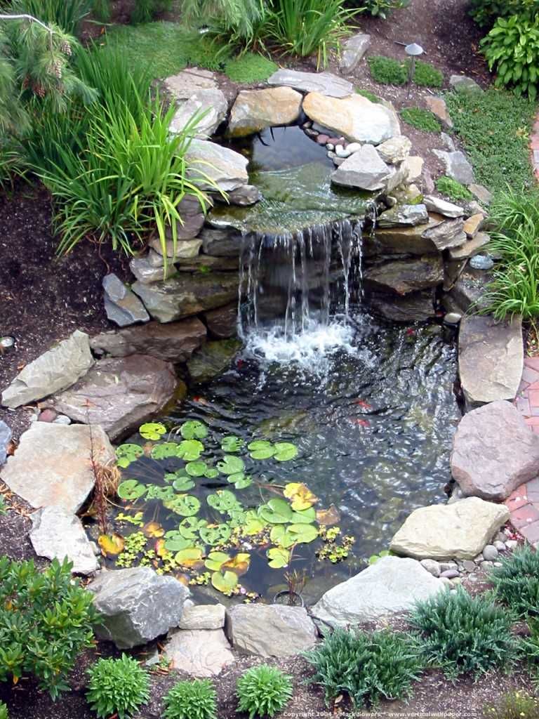 The Beauty of Garden Waterfalls: Nature’s Tranquil Oasis