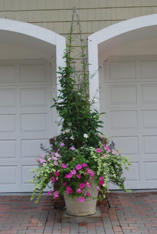 The Beauty of Landscaping with Potted Plants: Enhancing Your Outdoor Space