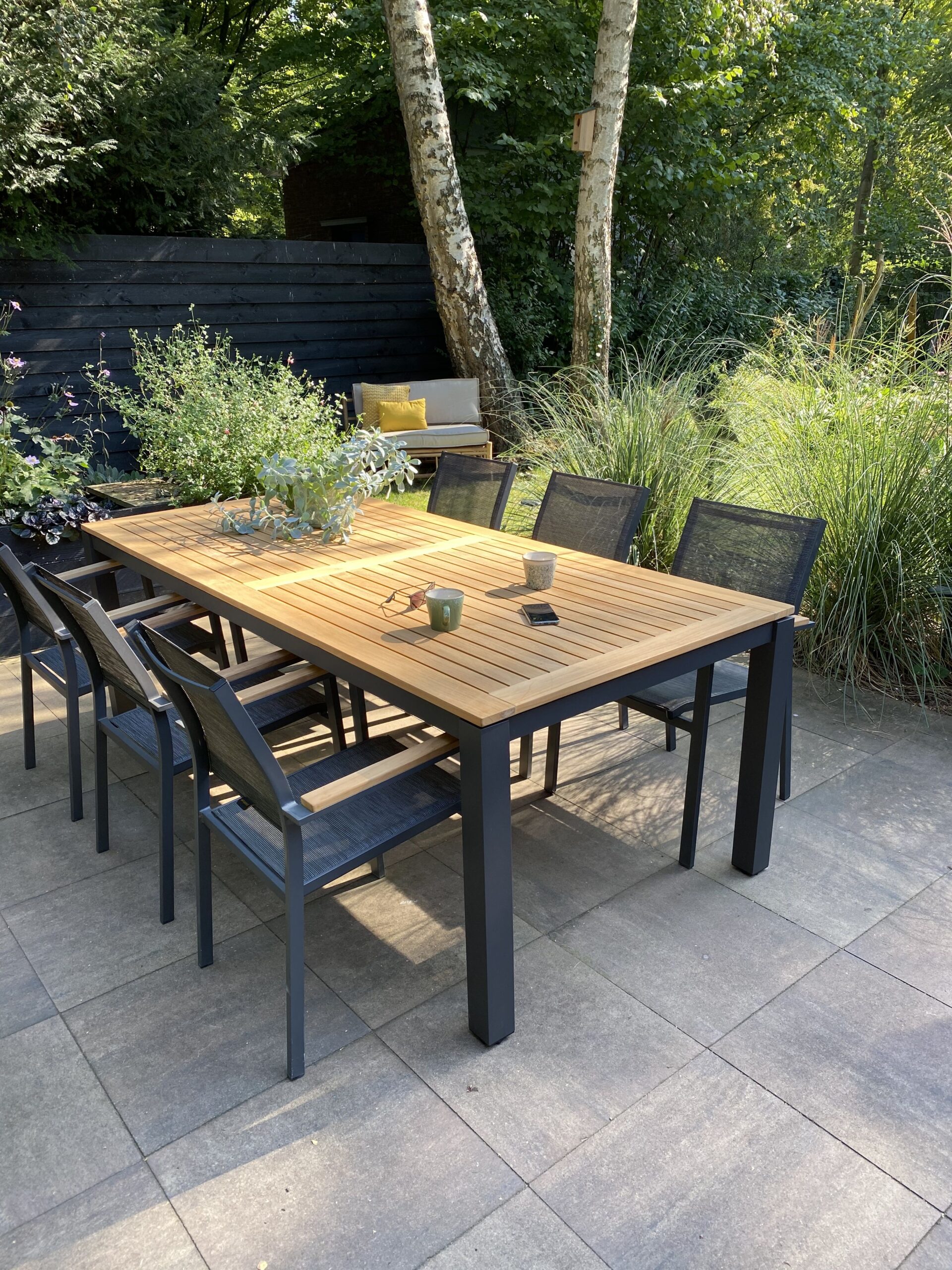 The Beauty of Outdoor Dining Sets: Enhance Your Al Fresco Experience