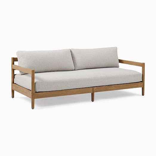 The Beauty of a Comfortable Outdoor Sofa for Your Patio