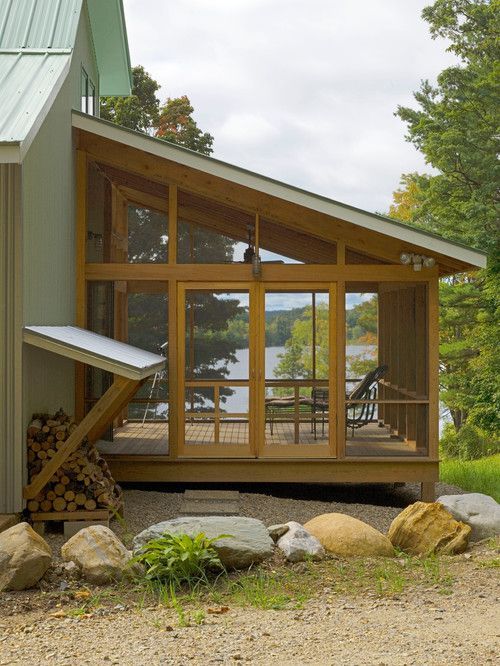 The Benefits of Adding a Screened in Porch to Your Deck