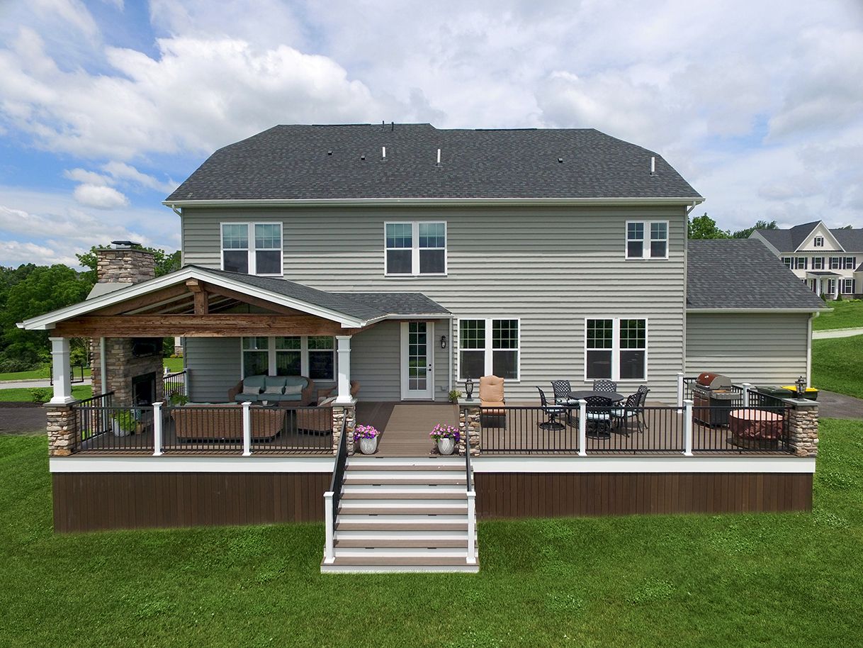 The Benefits of Installing a Covered Deck for Your Outdoor Space
