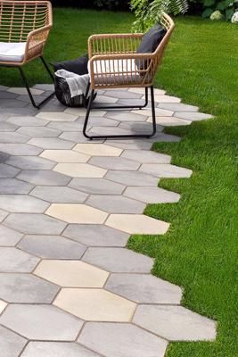 The Benefits of Paving Stones for Your Garden