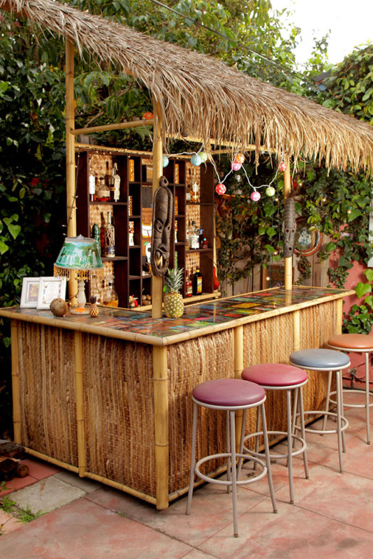The Best Outdoor Bars for Enjoying the Great Outdoors