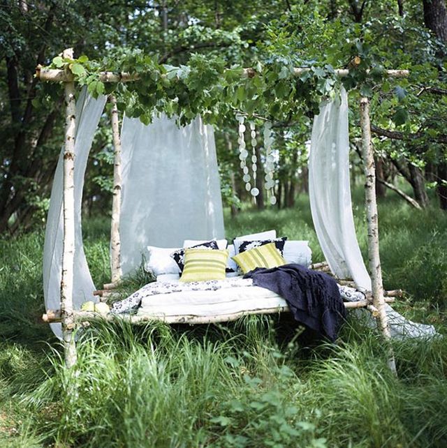 The Comfort of Sleeping Alfresco: Exploring Outdoor Beds