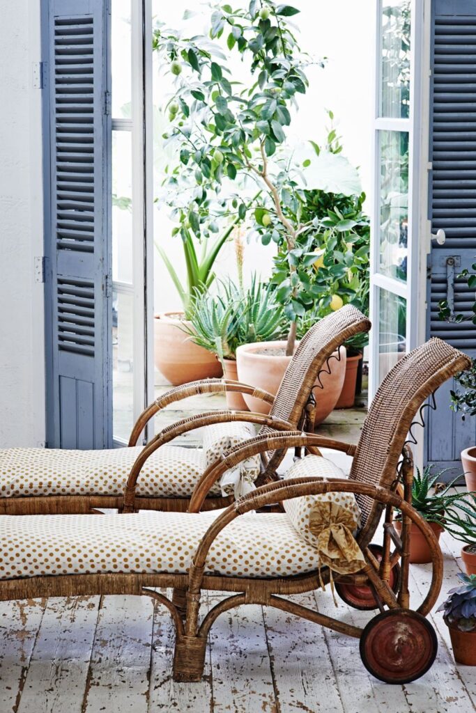 wicker garden furniture