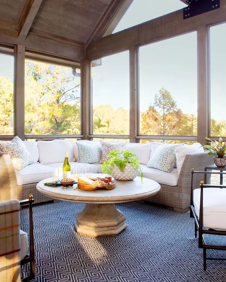 The Evolution of Screened-In Porches: A Modern Update