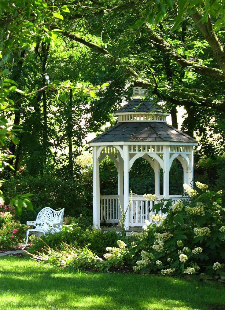 The Timeless Elegance of a Classic White Gazebo