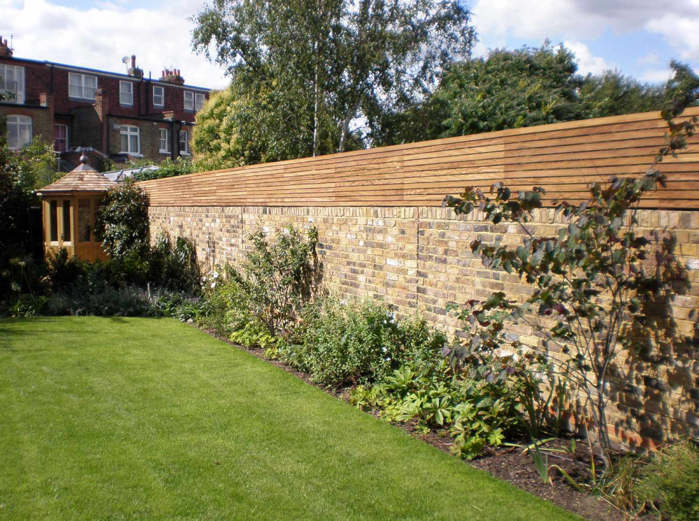 The Ultimate Guide to Choosing Garden Fence Panels