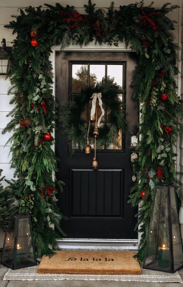 The Ultimate Guide to Festive Christmas Front Porch Decorations