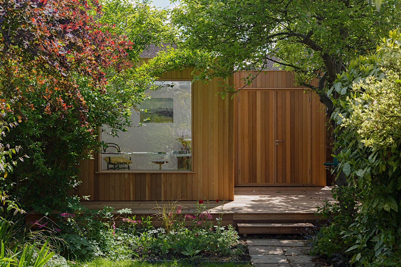 The Ultimate Guide to Garden Studios: Unleashing Your Outdoor Creativity