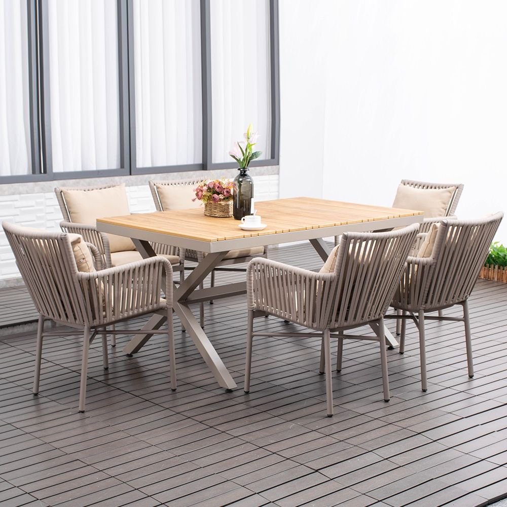 outdoor dining sets