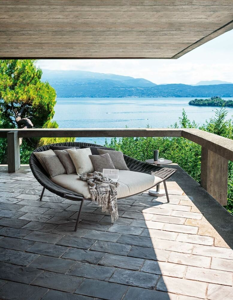 The Ultimate Outdoor Relaxation: The Comfort of a Patio Daybed