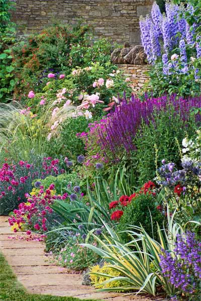 Timeless Garden Design: Endless Ideas for Perennial Beauty