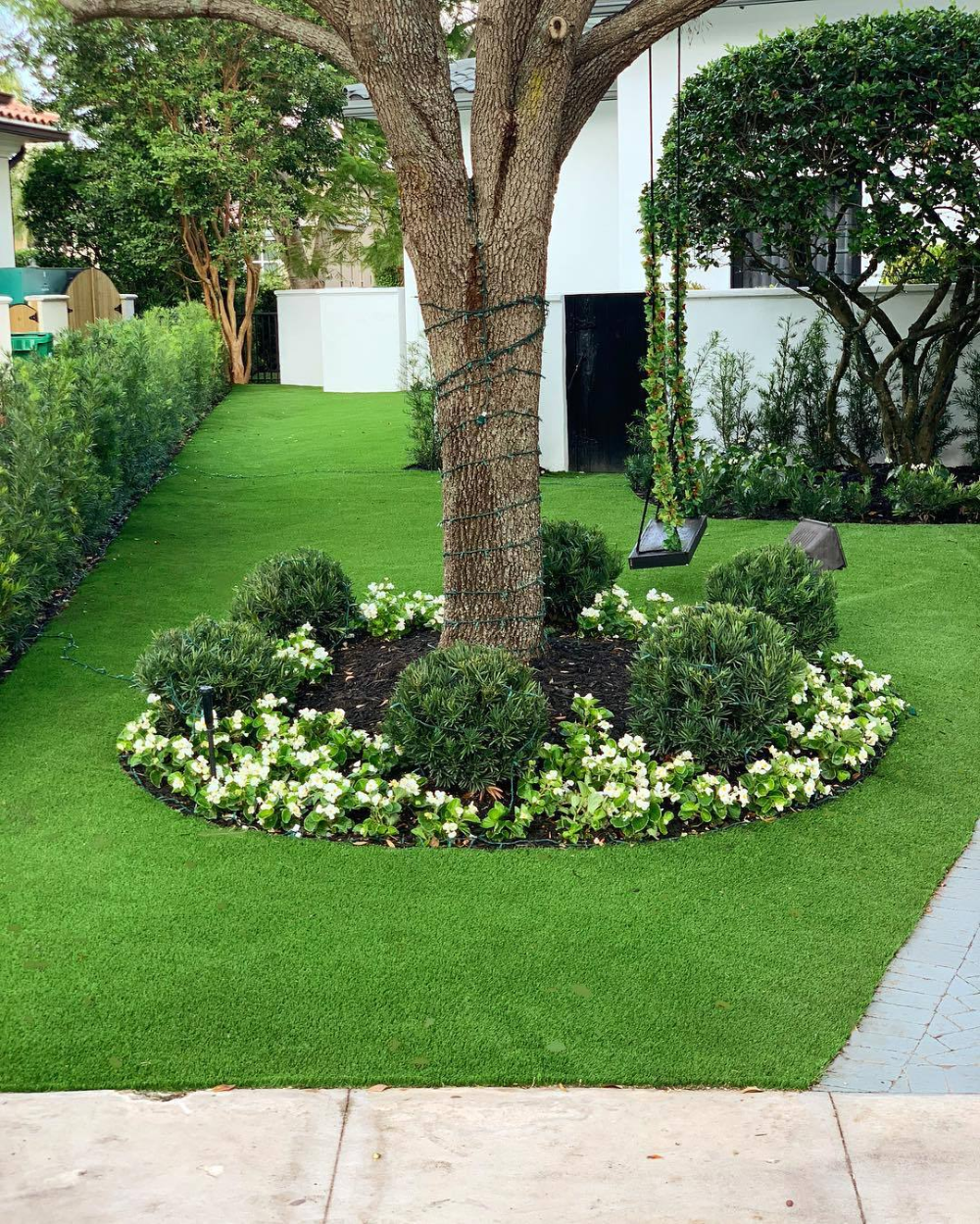 Transform Your Front Yard with These Inspirational Ideas