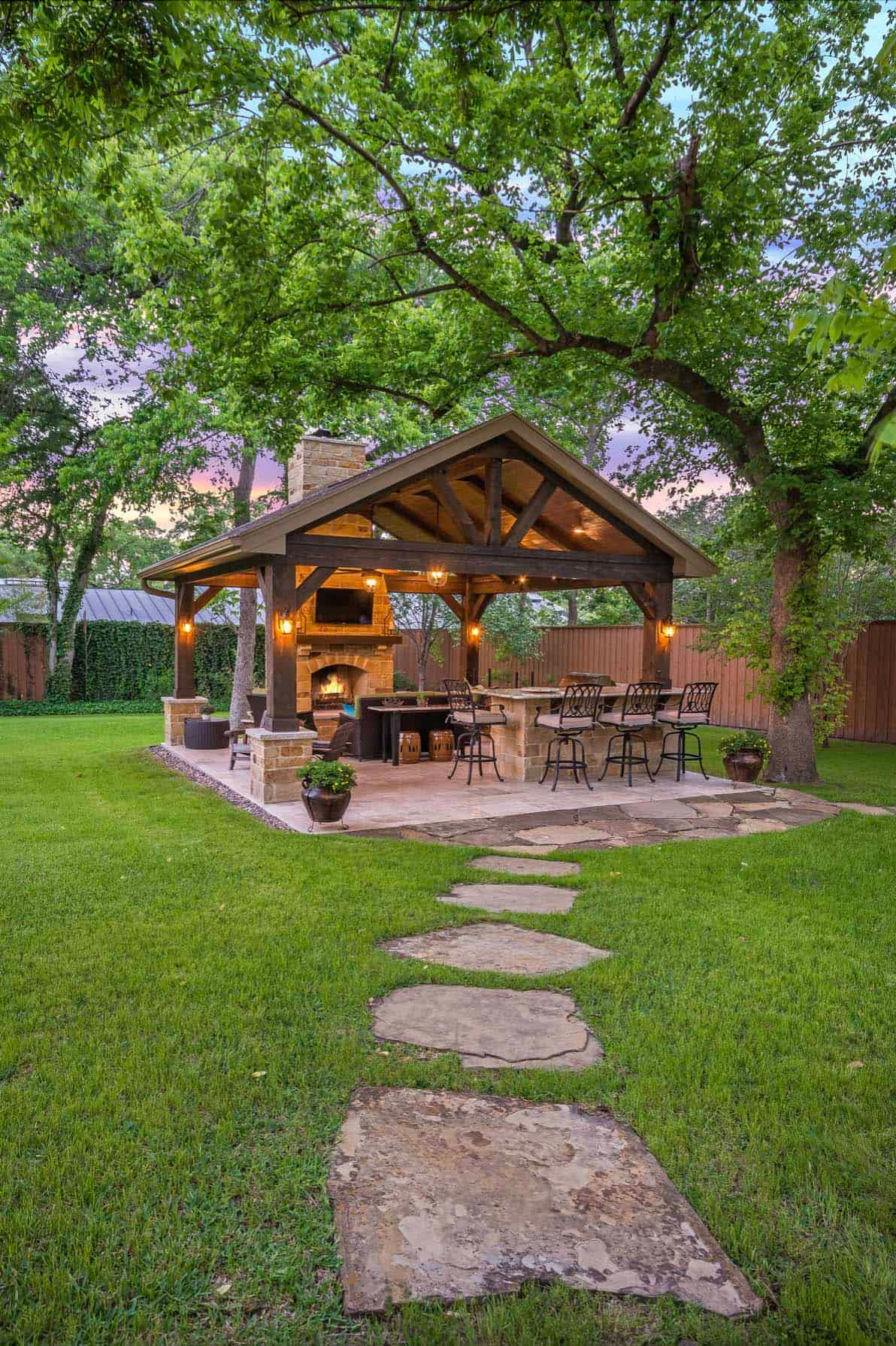 Transform Your Outdoor Space with Stunning Backyard Patio Designs