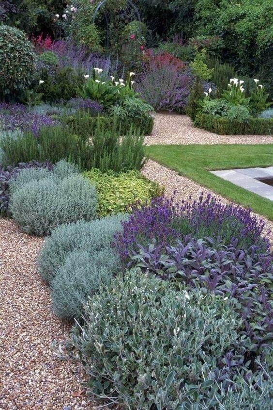 Transforming Your Front Yard with Beautiful Landscaping