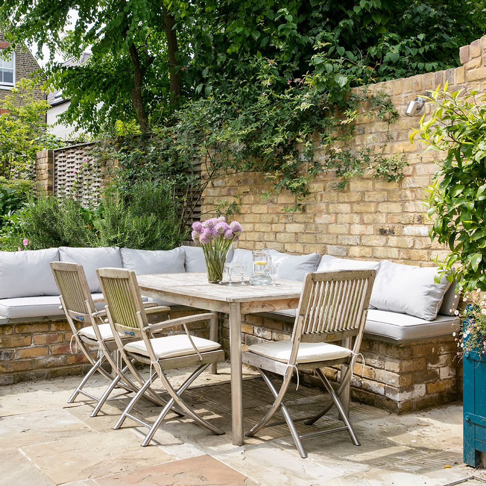 Ultimate Guide to Creating a Relaxing Outdoor Oasis with Garden Seating