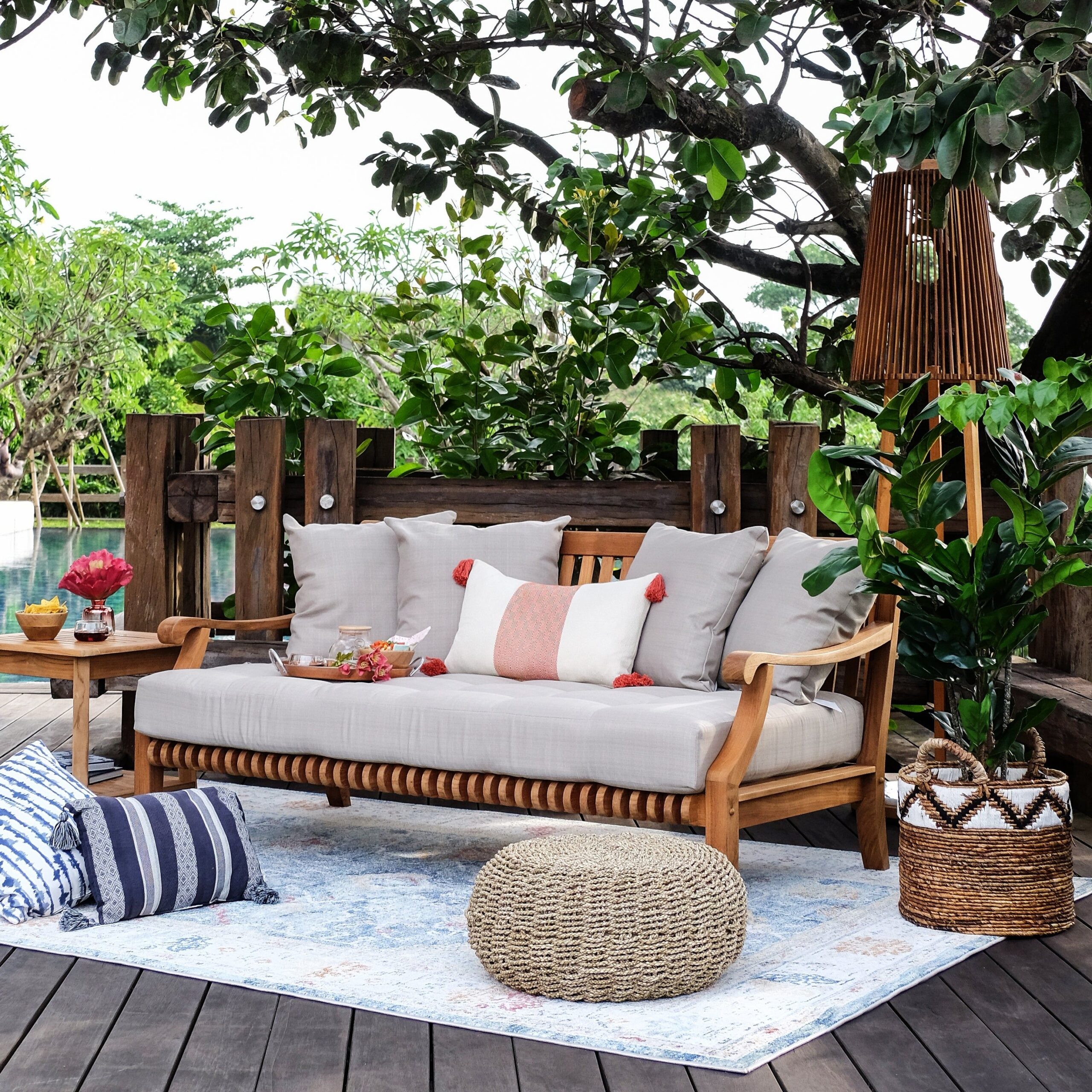 Ultimate Relaxation: The Alluring Appeal of a Patio Daybed