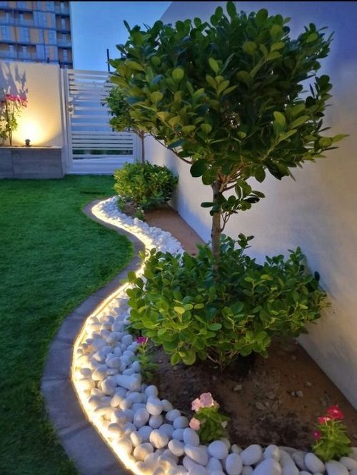 Unique and Creative Backyard Rock Landscaping Ideas