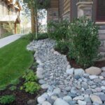 44 Innovative River Rock Landscaping Ideas for Your Backyard .