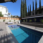 9 Stunning Backyard Pool Design Ide