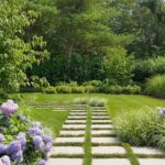Farmhouse Landscaping Dos & Don'ts - Landscaping Netwo