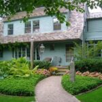 40 Front Yard Landscaping Ideas For A Good First Impressi