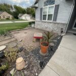 How do I make better use of this front yard 'patio' : r/landscapi