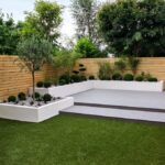 Small, low maintenance garden | homify | Patio garden design .