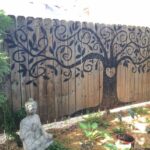 10 Ways to Spruce Your Outdoor Space With Paint | Garden fence art .
