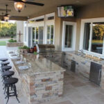 Top 10 Outdoor Kitchen Builders in North Texas | Hedgefield Hom