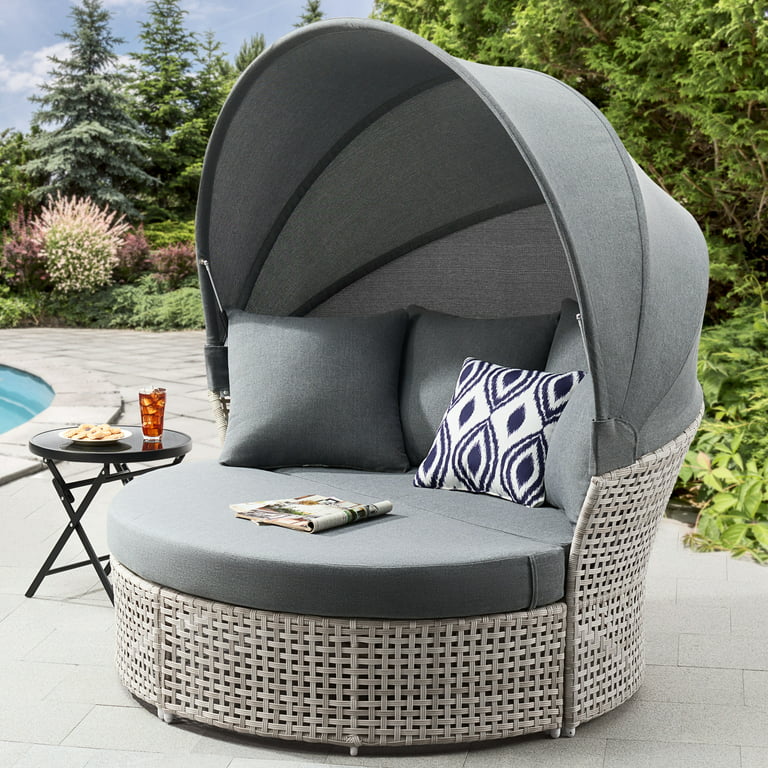 Creating a Cozy Outdoor Oasis: The Ultimate Patio Daybed Experience