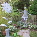 Quirky garden ideas outside the b