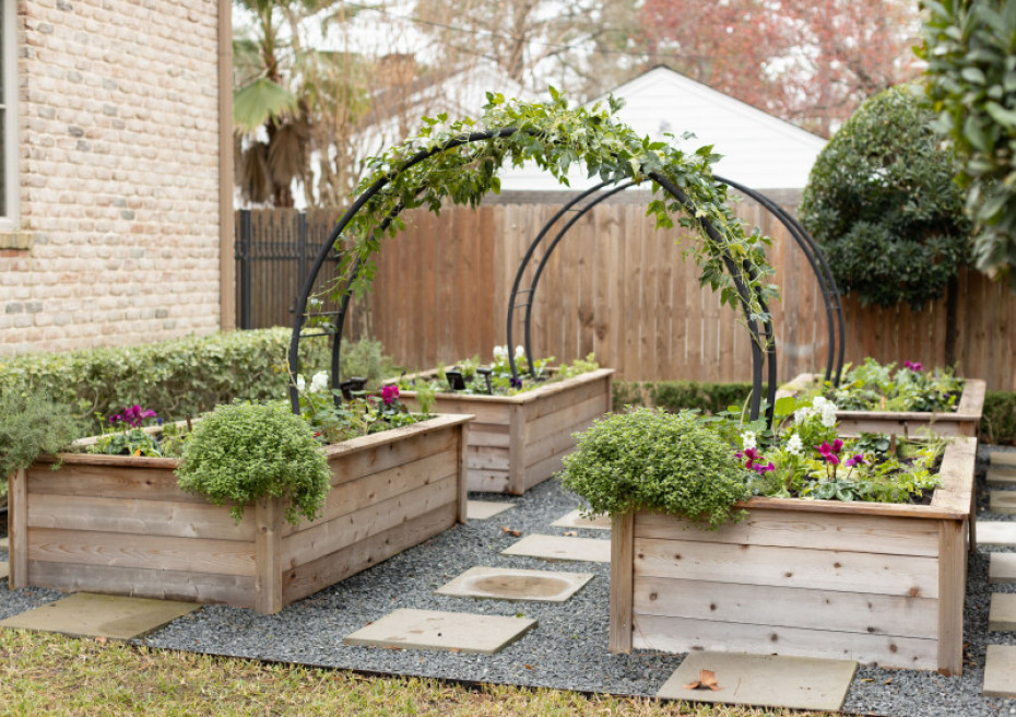 Creative Layout Ideas for Raised Garden Beds