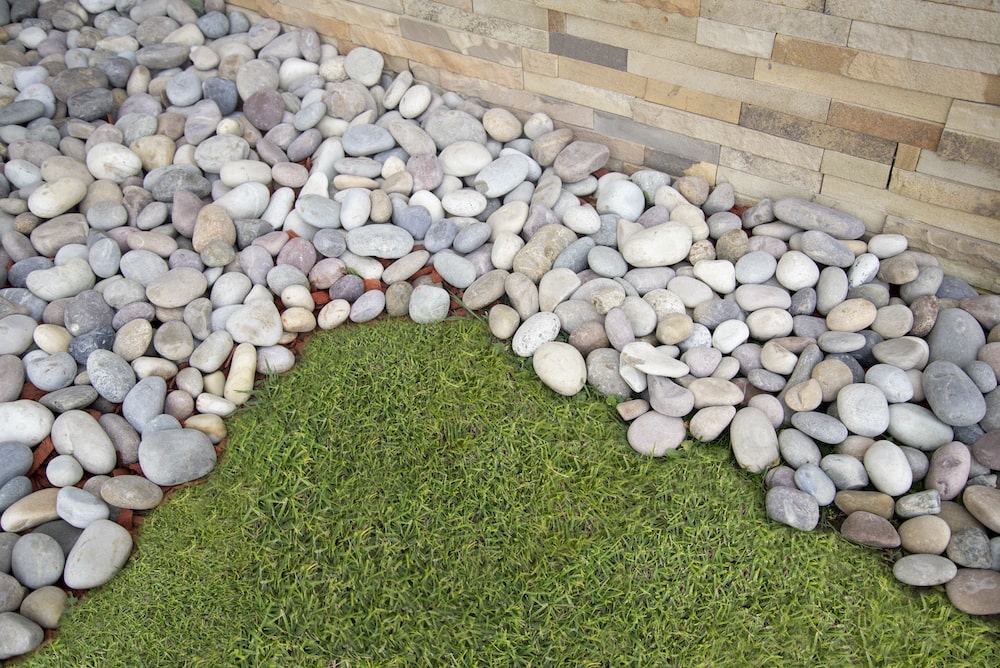 Creating Beautiful Rock Flower Beds for Your Garden