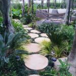 17 Creative Round Stepping Stone Designs For Your Beautiful Garden .